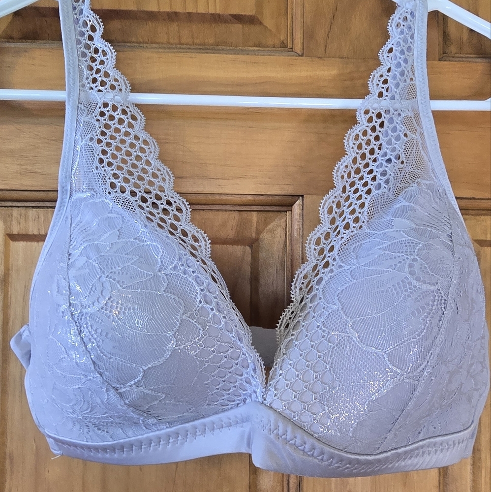 Ambrielle Gray Lace Bra with Floral Detailing